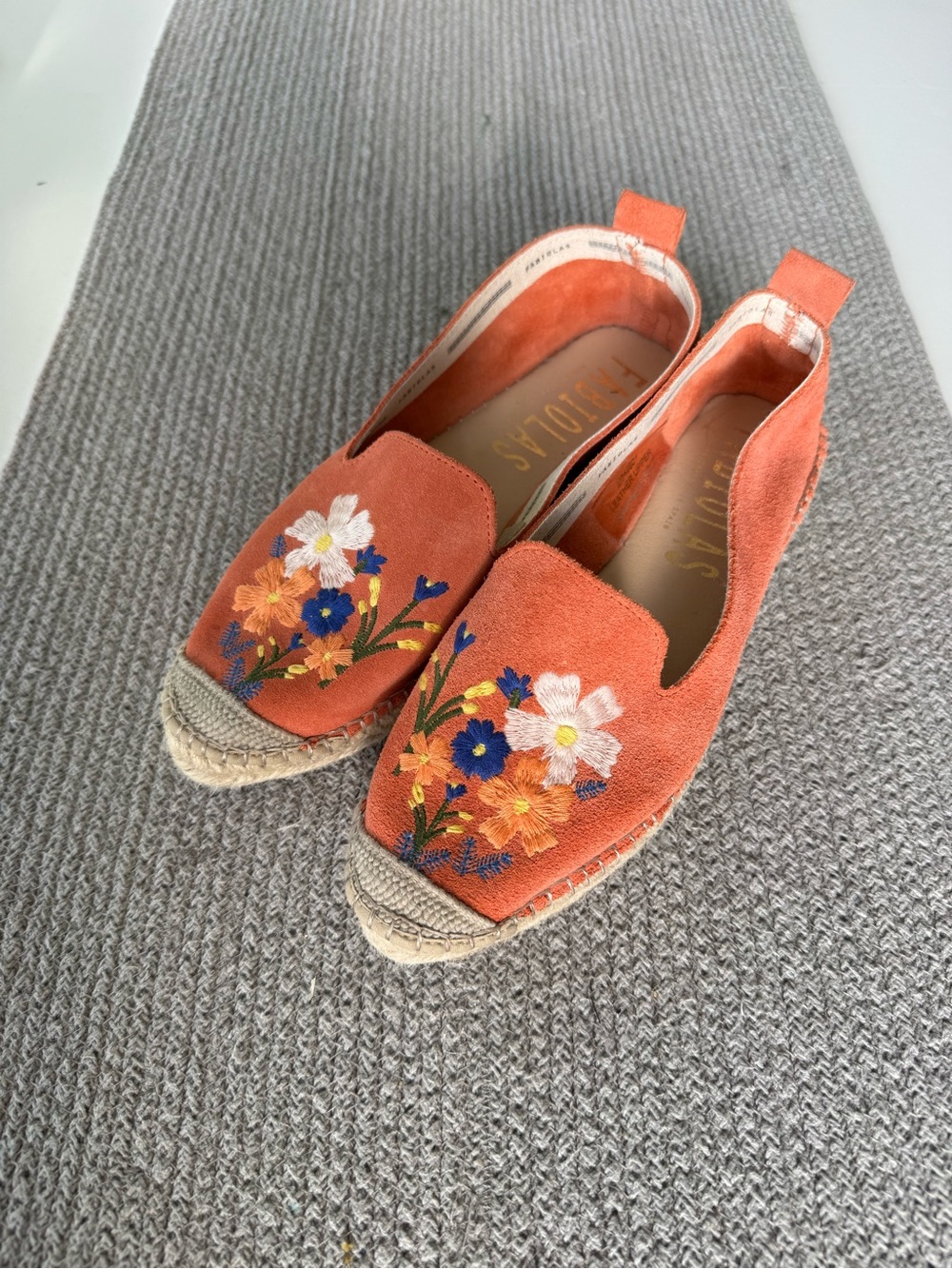 Fabiolas Floral Embroidered Coral Suede Leather Espadrilles Size 38 - Picture 6 of 15